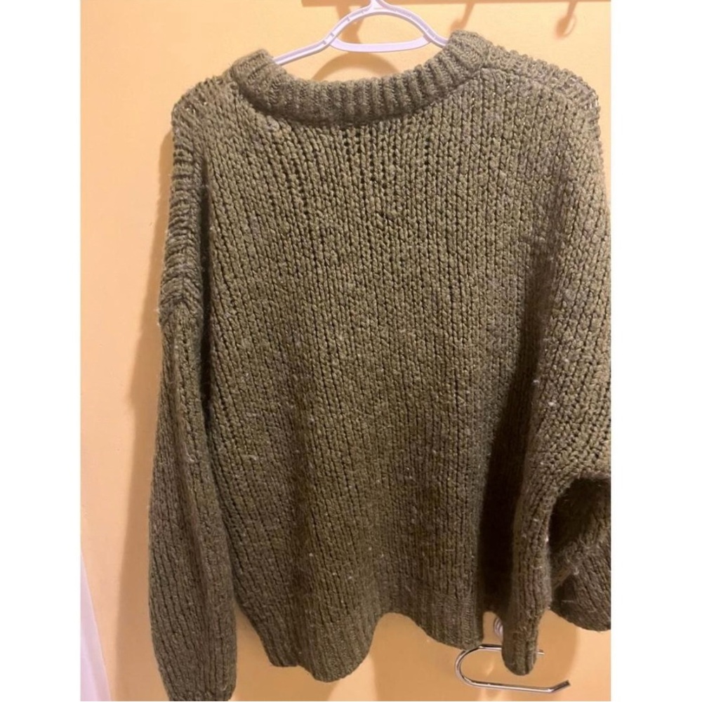 Zara Knit sweatshirt size small olive green